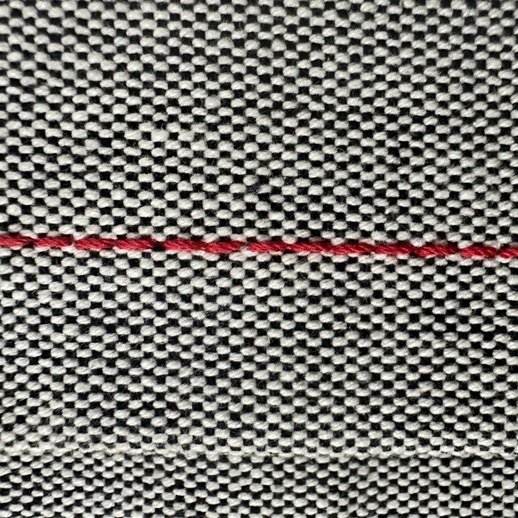 incase Terra Collection Sleeve Cream White and Fiery Red - Picture 3 of 13